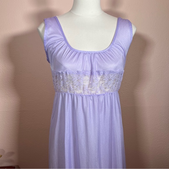 Vintage Retro Pastel Purple Satin Peek A Boo Lace Long Slip dress Night Gown - Picture 15 of 15